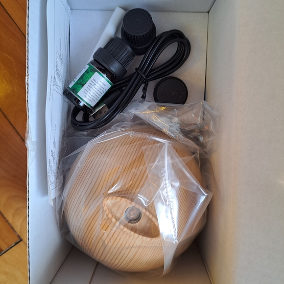 Alieva Spa Solace Mist Diffuser Set - Picture 2 of 5